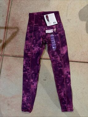 Women’s Susan G. Komen Purple Pink Tie-Dye Active High-Waist Leggings Pockets